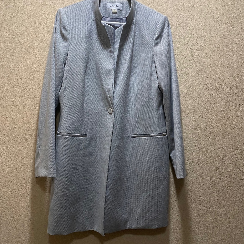 Calvin Klein Women’s Light Gray Longline Blazer – Size 12